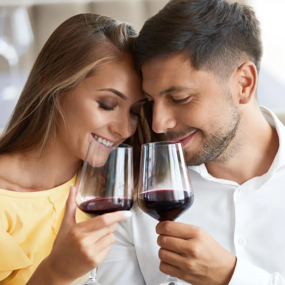 Crystal Wine Glasses - Elegant Design, Lead-Free Crystal, Dishwasher Safe