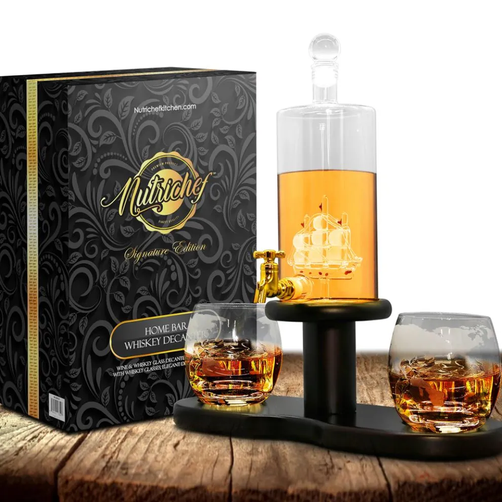 Glass Whiskey Decanter Set - Enhances Flavor - 780ml Clear Glass