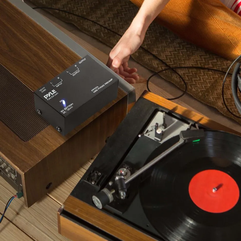 Phono Turntable Preamp - Low Noise, RCA Input/Output, Battery Option